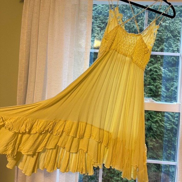 Yellow lace free people dress - Picture 4 of 5